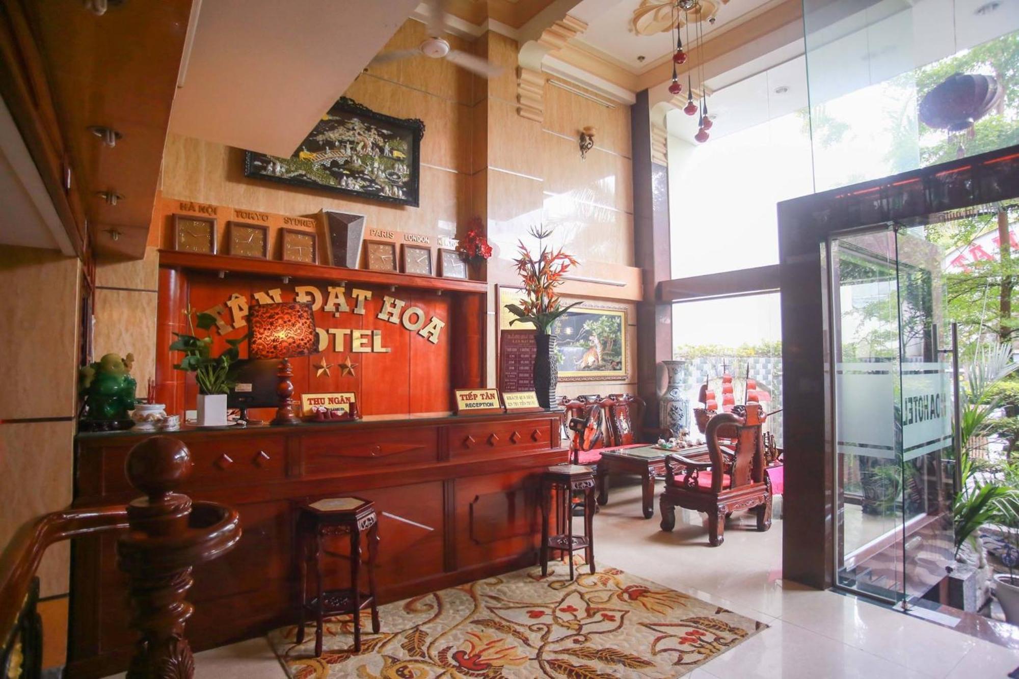 Tan Dat Hoa Hotel & Massage Ciudad Ho Chi Minh  Exterior foto