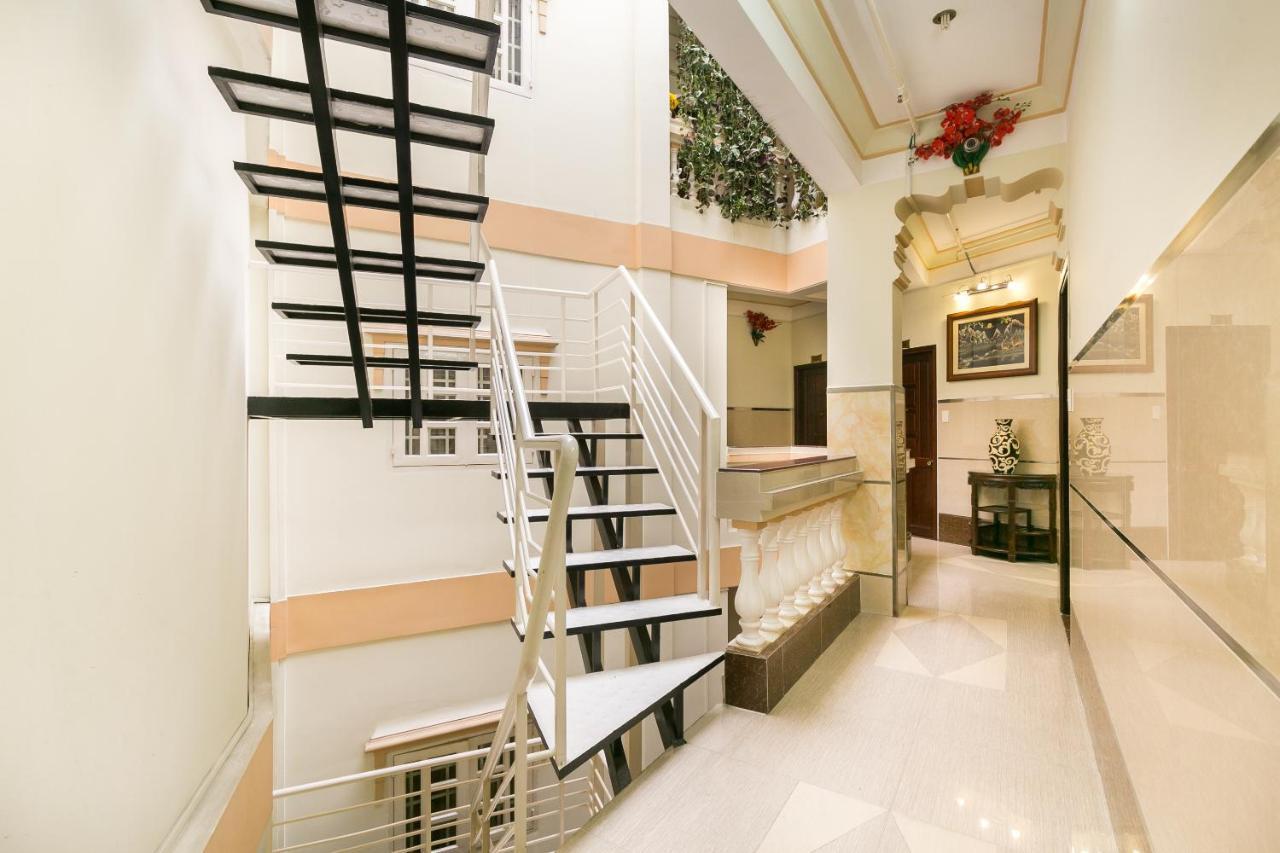 Tan Dat Hoa Hotel & Massage Ciudad Ho Chi Minh  Exterior foto